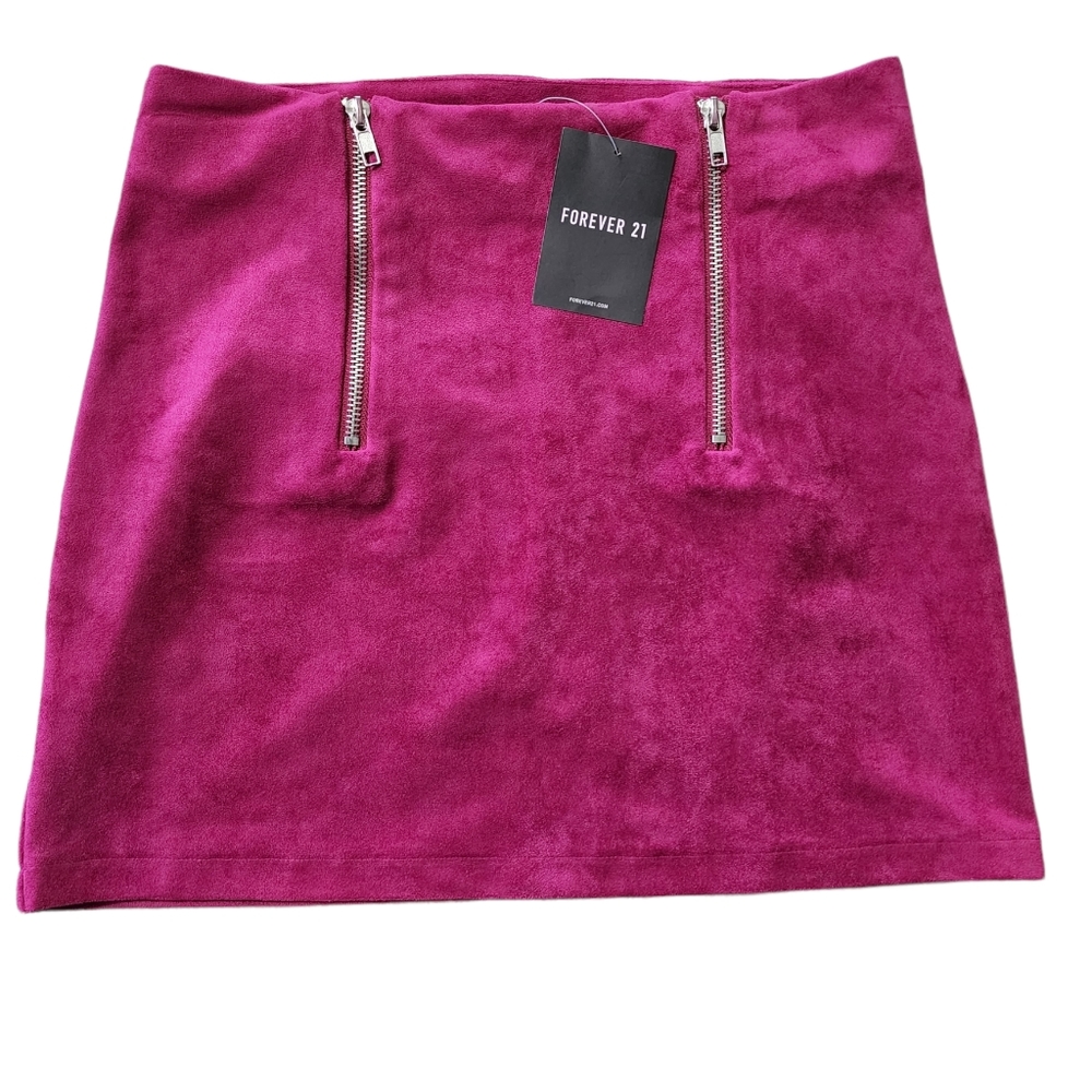 Forever 21 Mini Skirt Size Small NWT